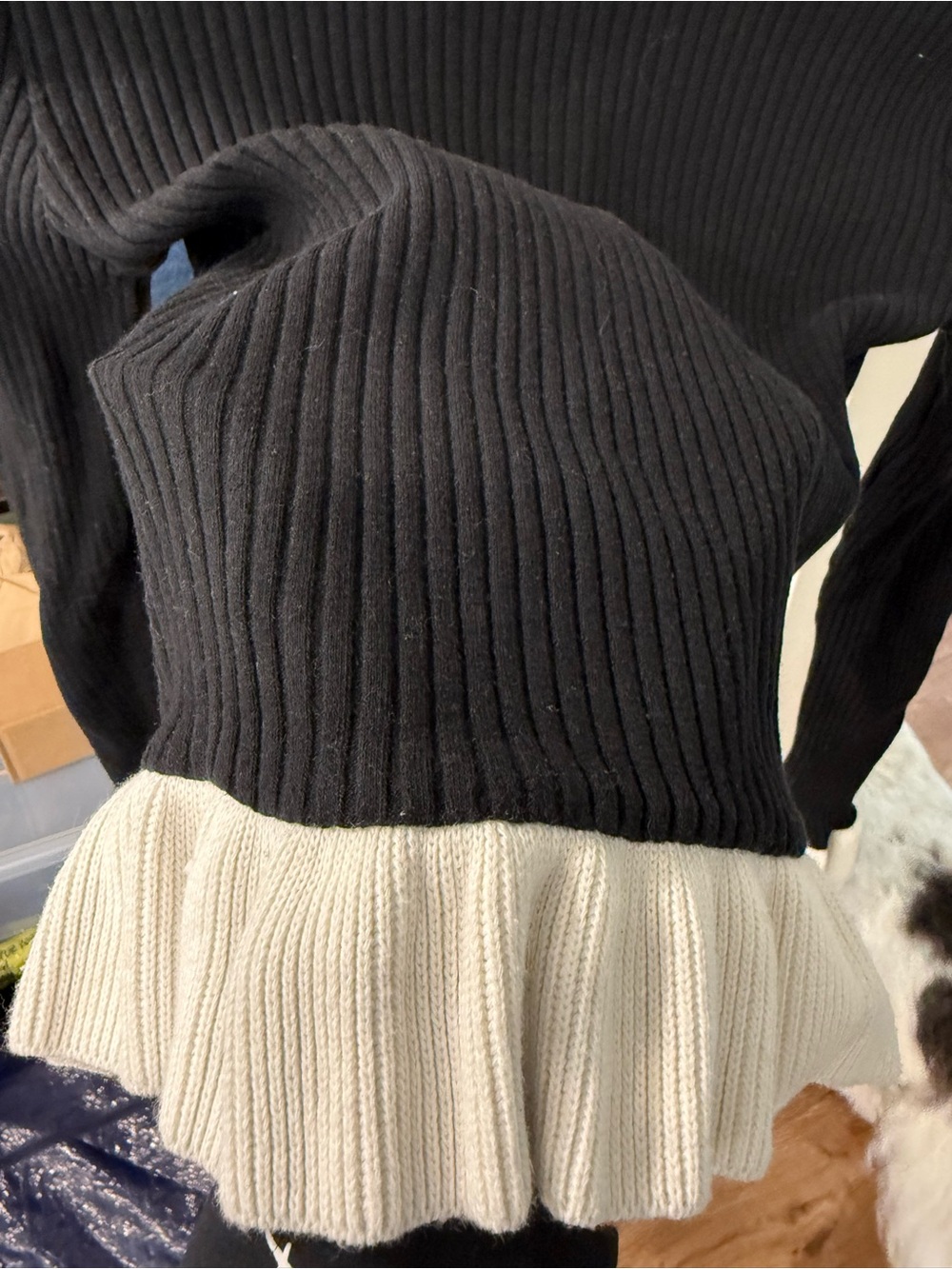 Zara Black Ribbed Sweater Ruffle Hem Deep V Neck Contrast Trim Size Medium - Picture 5 of 8